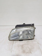 Laden Sie das Bild in den Galerie-Viewer, Frontscheinwerfer Peugeot Partner 129480 Links Scheinwerfer Headlight SCH3862909014ql