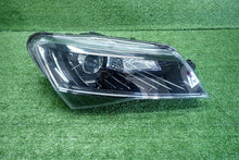 Laden Sie das Bild in den Galerie-Viewer, Frontscheinwerfer Skoda Superb III 3V1941016B Rechts Scheinwerfer Headlight SCH8400037847bx