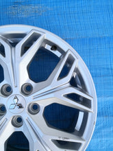 Laden Sie das Bild in den Galerie-Viewer, 1x Alufelge 18 Zoll 7.0" 5x114.3 38ET MZ315060 Mercedes-Benz Outlander I FEL5382009635ro