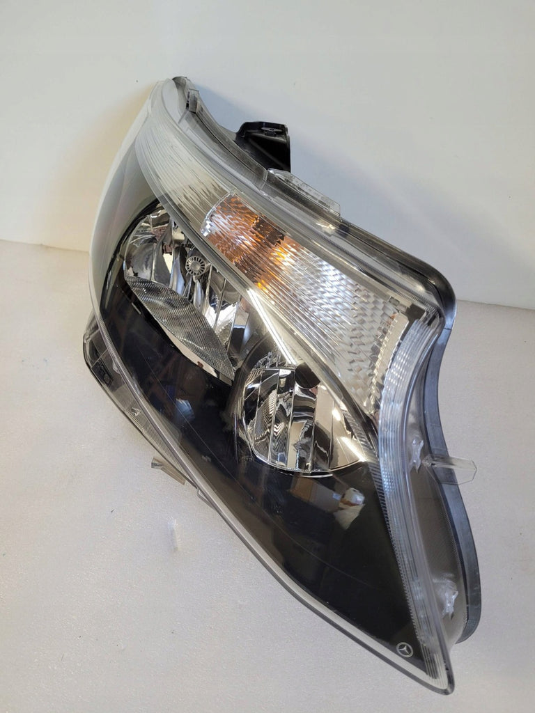 Frontscheinwerfer Mercedes-Benz W447 A4479067800 Rechts Scheinwerfer Headlight SCH5344190523yy