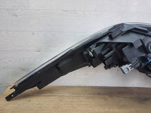 Laden Sie das Bild in den Galerie-Viewer, Frontscheinwerfer Toyota C-Hr 81110F4180 Rechts Scheinwerfer Headlight SCH5657569731jx