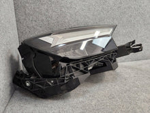 Laden Sie das Bild in den Galerie-Viewer, Frontscheinwerfer Audi E-Tron 89A941034DSCZ LED Rechts Scheinwerfer Headlight SCH8796279221jq