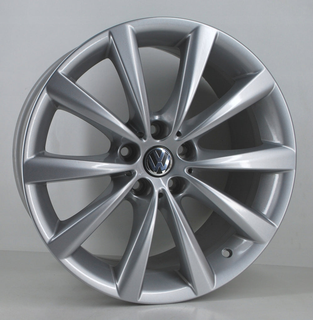 4x Alufelge 18 Zoll 8.0" 5x112 30ET Glanz Silber 6867338 BMW 4 Rim Wheel FEL2255551463vt