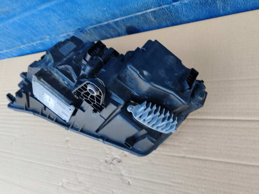Frontscheinwerfer Skoda Octavia III 5E1941016 Rechts Scheinwerfer Headlight SCH5514962461ws