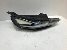 Load image into Gallery viewer, Frontscheinwerfer Hyundai Santa I Fe IV Rechts Scheinwerfer Headlight SCH8477603201rj