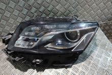 Laden Sie das Bild in den Galerie-Viewer, Frontscheinwerfer Audi Q5 8R0941029AF Xenon Ein Stück (Rechts oder Links)