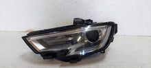 Laden Sie das Bild in den Galerie-Viewer, Frontscheinwerfer Audi A3 8V0941005E LED Ein Stück (Rechts oder Links) Headlight