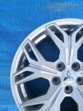 Laden Sie das Bild in den Galerie-Viewer, 1x Alufelge 18 Zoll 7.0" 5x114.3 38ET MZ315060 Mercedes-Benz Outlander I FEL5382009635ro