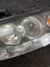 Laden Sie das Bild in den Galerie-Viewer, Frontscheinwerfer Audi A4 B6 Links Scheinwerfer Headlight SCH4018751858eb