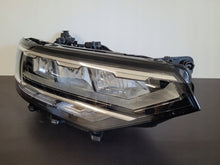 Laden Sie das Bild in den Galerie-Viewer, Frontscheinwerfer VW Passat B8 3G1941036Q Rechts Scheinwerfer Headlight