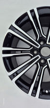 Laden Sie das Bild in den Galerie-Viewer, 1x Alufelge 18 Zoll 8.0" 5x114.3 46ET Glanz 52910-3Z810 Hyundai I I40 Mg FEL4552126946jw
