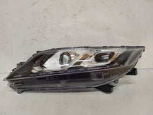 Laden Sie das Bild in den Galerie-Viewer, Frontscheinwerfer Mitsubishi Eclipse Cross I Links Scheinwerfer Headlight