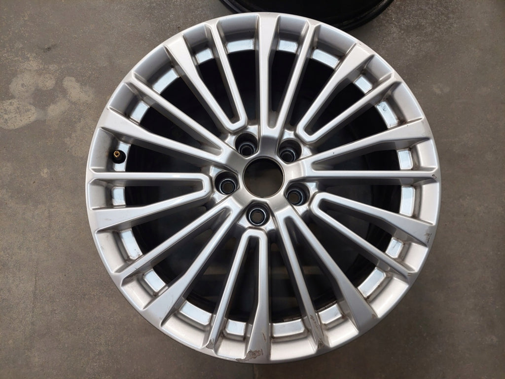 1x Alufelge 18 Zoll 8.0" 5x112 39ET Glanz Silber 4K0601025 Audi A6 Rim Wheel FEL6184271336qb