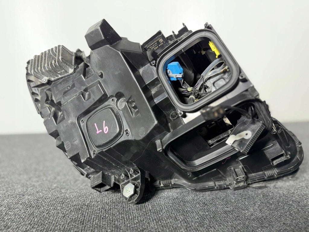 Frontscheinwerfer Mercedes-Benz W205 A205 A2059063104 LED Links Headlight SCH8497617826jq