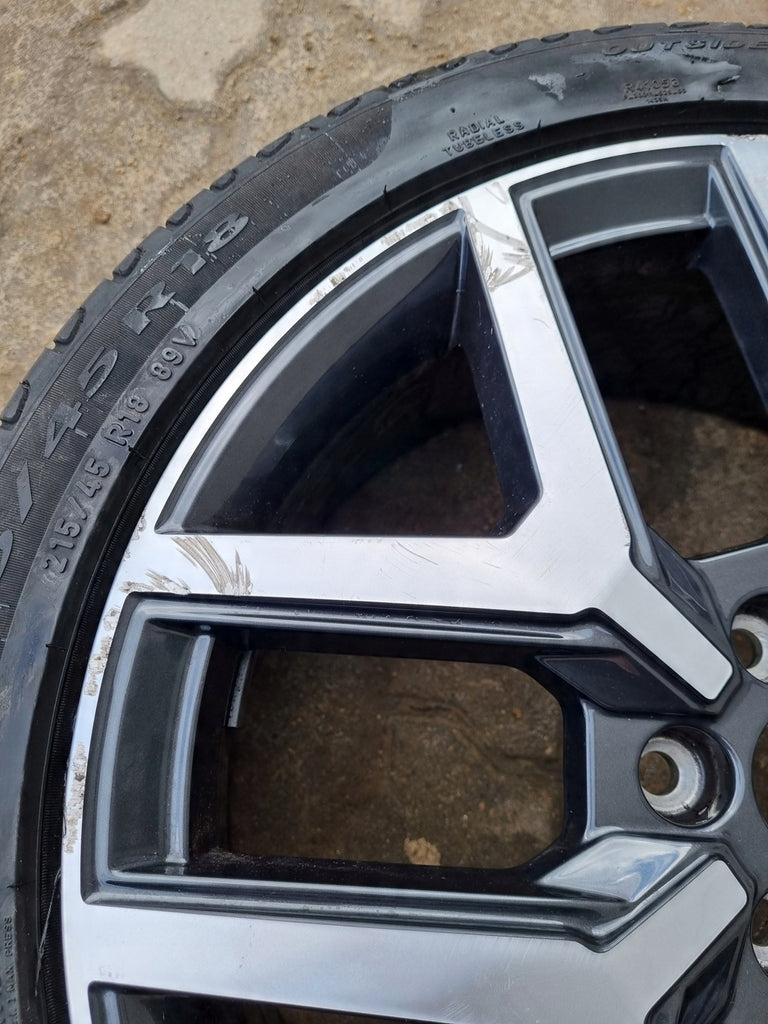 1x Alufelge 18 Zoll 7.0" 5x112 47ET Glanz Schwarz 6F9601025B Mg Arona Rim Wheel