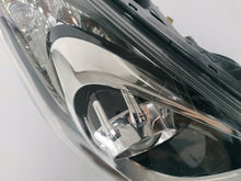 Laden Sie das Bild in den Galerie-Viewer, Frontscheinwerfer Hyundai I30 92102-A6020 LED Rechts Scheinwerfer Headlight