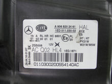 Laden Sie das Bild in den Galerie-Viewer, Frontscheinwerfer Mercedes-Benz Sprinter A9068202461 Rechts Headlight SCH3149599011uq