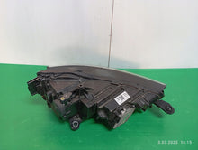 Load image into Gallery viewer, Frontscheinwerfer Skoda Scala 657941015A Full LED Ein Stück (Rechts oder Links) SCH5821408149nd