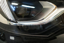 Laden Sie das Bild in den Galerie-Viewer, Frontscheinwerfer Opel Astra 39111149 39023763 Full LED Rechts Headlight