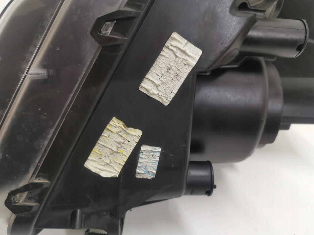 Frontscheinwerfer VW Amarok Rechts Scheinwerfer Headlight SCH8855656675zn