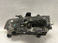 Laden Sie das Bild in den Galerie-Viewer, Frontscheinwerfer Audi Q2 81A941012C Full LED Rechts Scheinwerfer Headlight SCH6156783838kw