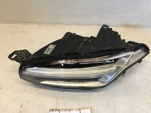 Laden Sie das Bild in den Galerie-Viewer, Frontscheinwerfer Volvo Xc90 31656987 89910617 LED Links Scheinwerfer Headlight