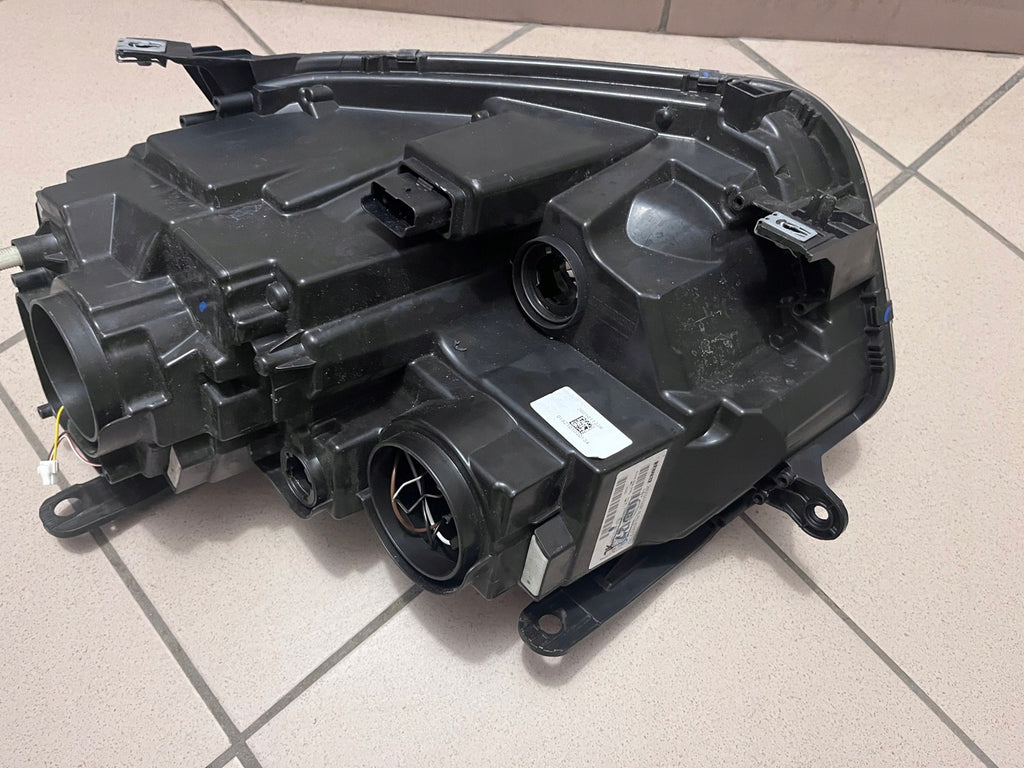 Frontscheinwerfer Dacia Duster 260101133R 260101133 LED Rechts Headlight SCH4677291937ko