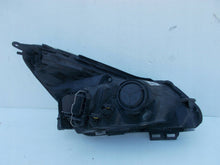 Laden Sie das Bild in den Galerie-Viewer, Frontscheinwerfer Opel Corsa D 13392705 Links Scheinwerfer Headlight SCH6108955276rd