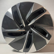 Load image into Gallery viewer, 1x Alufelge 18 Zoll 8.0" 5x112 11A601025M VW Id.4 Rim Wheel FEL3821154341ra