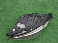 Laden Sie das Bild in den Galerie-Viewer, Frontscheinwerfer BMW 5 F11 F10 1EL011087-21 Bi-Xenon Rechts oder Links SCH7951133545vs