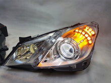 Laden Sie das Bild in den Galerie-Viewer, Frontscheinwerfer Mercedes-Benz Coupe A2078200159 A2078200259 Xenon Ein Satz SCH2647749712rl