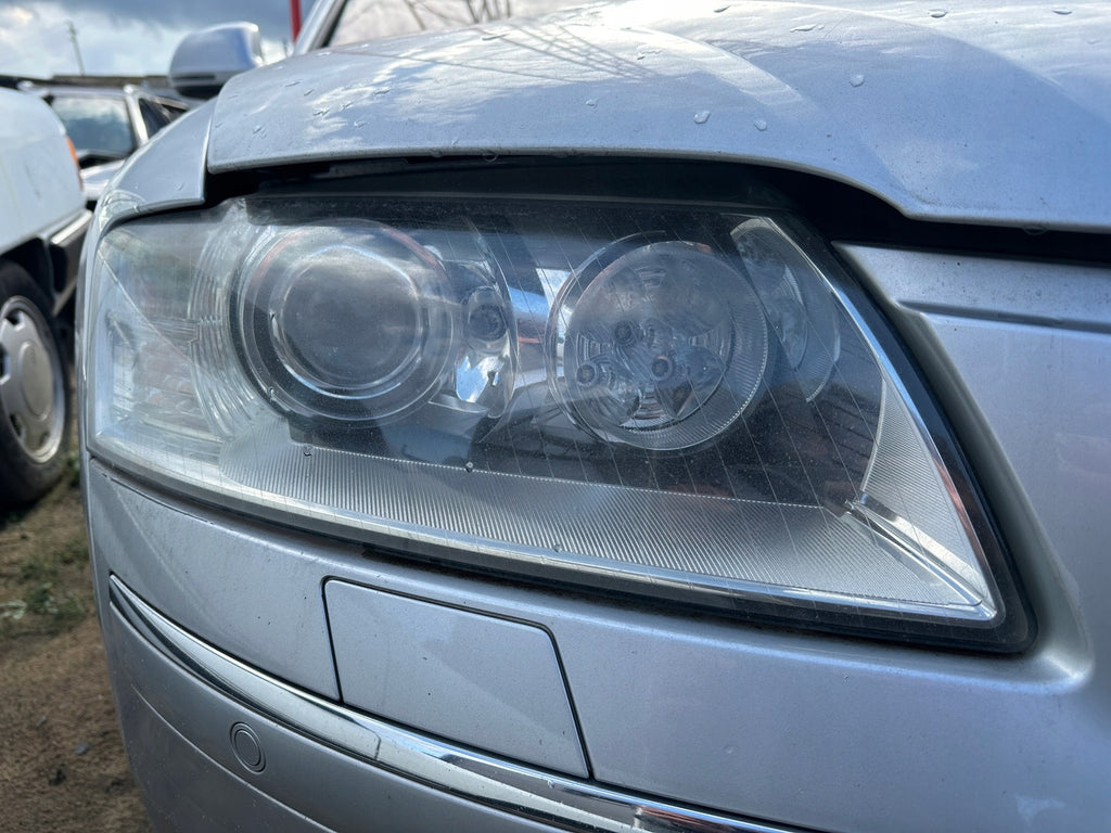 Frontscheinwerfer Audi A8 4E0941003BF 4E0941004BF Bi-Xenon Ein Satz Headlight