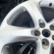 Load image into Gallery viewer, 1x Alufelge 19 Zoll 8.0" 5x105 46ET Matt Silber 13276367 Opel Astra J Cascada FEL1665690588ko