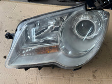 Load image into Gallery viewer, Frontscheinwerfer VW Touran 1t1 1T1941005B Links Scheinwerfer Headlight