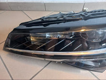 Laden Sie das Bild in den Galerie-Viewer, Frontscheinwerfer Skoda Superb III 3V1941015D Links Scheinwerfer Headlight