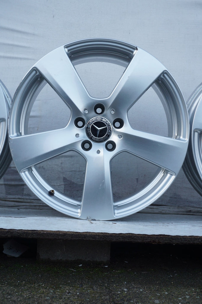 4x Alufelge 18 Zoll 8.5" 5x112 48ET Glanz Silber A2124011302 Mercedes-Benz FEL2621481142kk