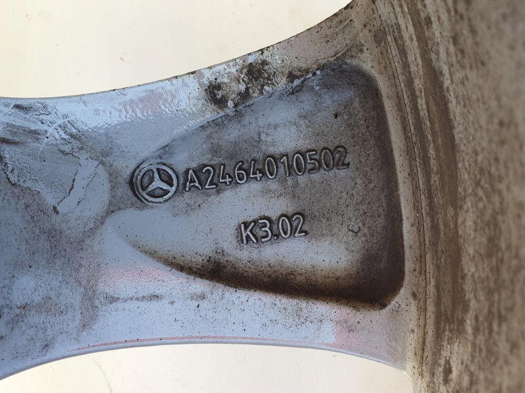 1x Alufelge 17 Zoll 7.5" 5x112 52 5ET Glanz Silber A2464010502 Mercedes-Benz