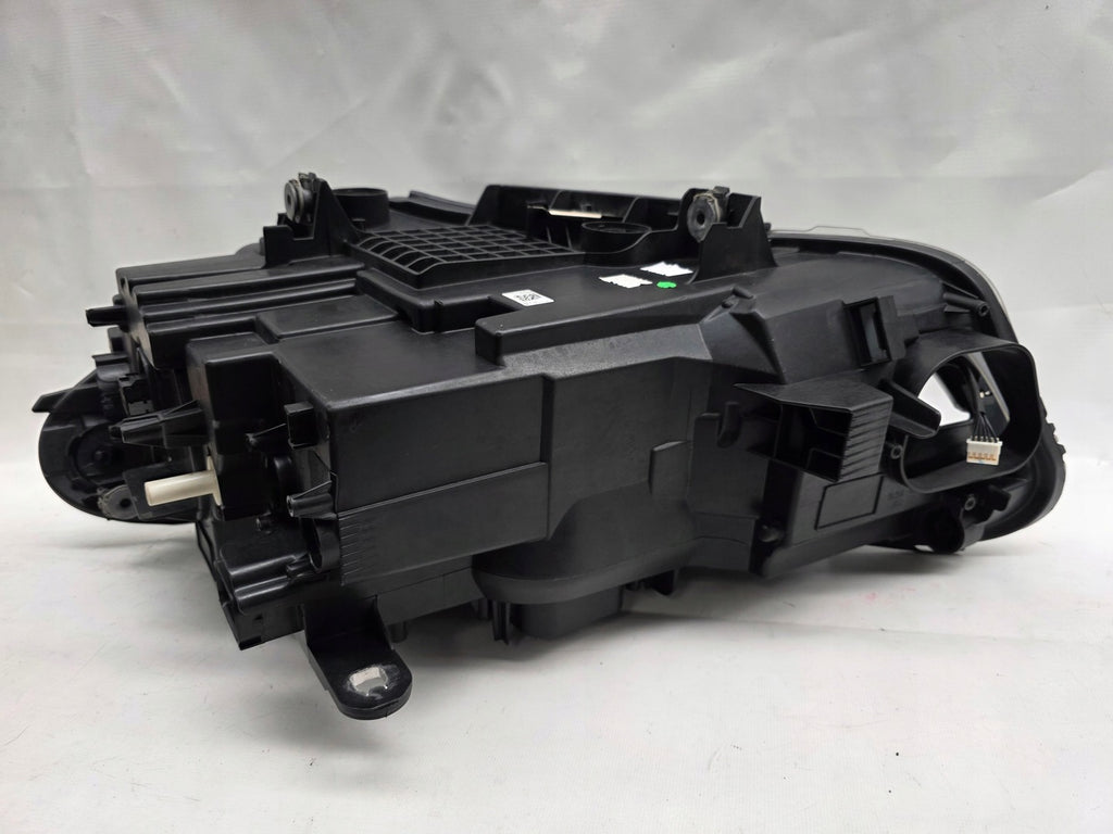 Frontscheinwerfer BMW X1 F48 7472220 LED Rechts Scheinwerfer Headlight SCH3022436780qu