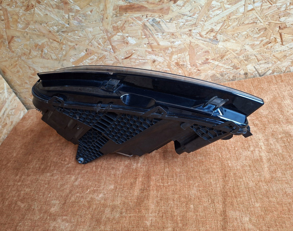 Frontscheinwerfer Skoda Superb III 3V1941016D Full LED Rechts Headlight