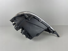 Laden Sie das Bild in den Galerie-Viewer, Frontscheinwerfer Mercedes-Benz W163 A1638202061 Rechts Scheinwerfer Headlight