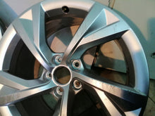 Load image into Gallery viewer, 1x Alufelge 18 Zoll 8.0" 5x112 40ET Glanz Silber 8W0601025EJ Audi A4 Rim Wheel FEL8923648490nb