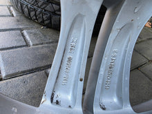Load image into Gallery viewer, 1x Alufelge 18 Zoll 9.0" 5x120 41ET 7842637 BMW Rim Wheel FEL2874784681ax