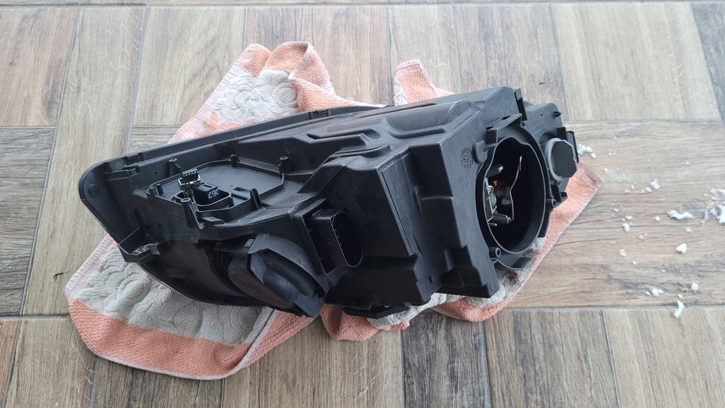 Frontscheinwerfer Audi A4 B7 8E0941003AM Xenon Links Scheinwerfer Headlight