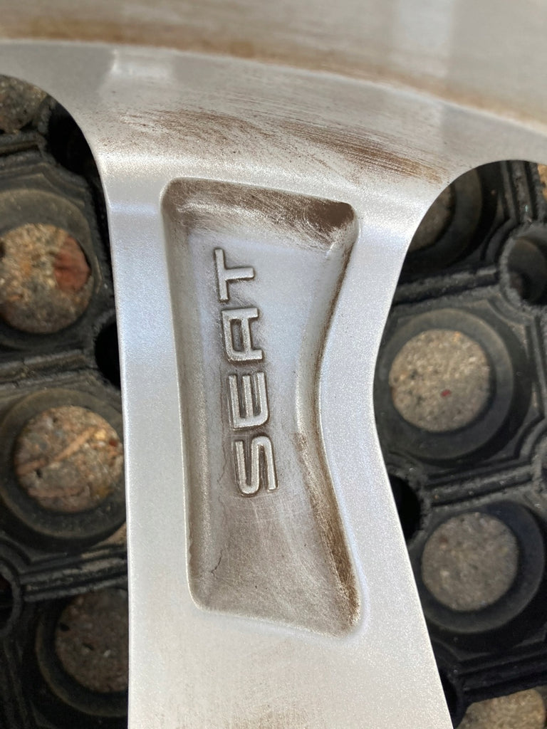 1x Alufelge 17 Zoll 7.0" 5x112 51ET Glanz 6F0601025 Seat Ibiza Rim Wheel