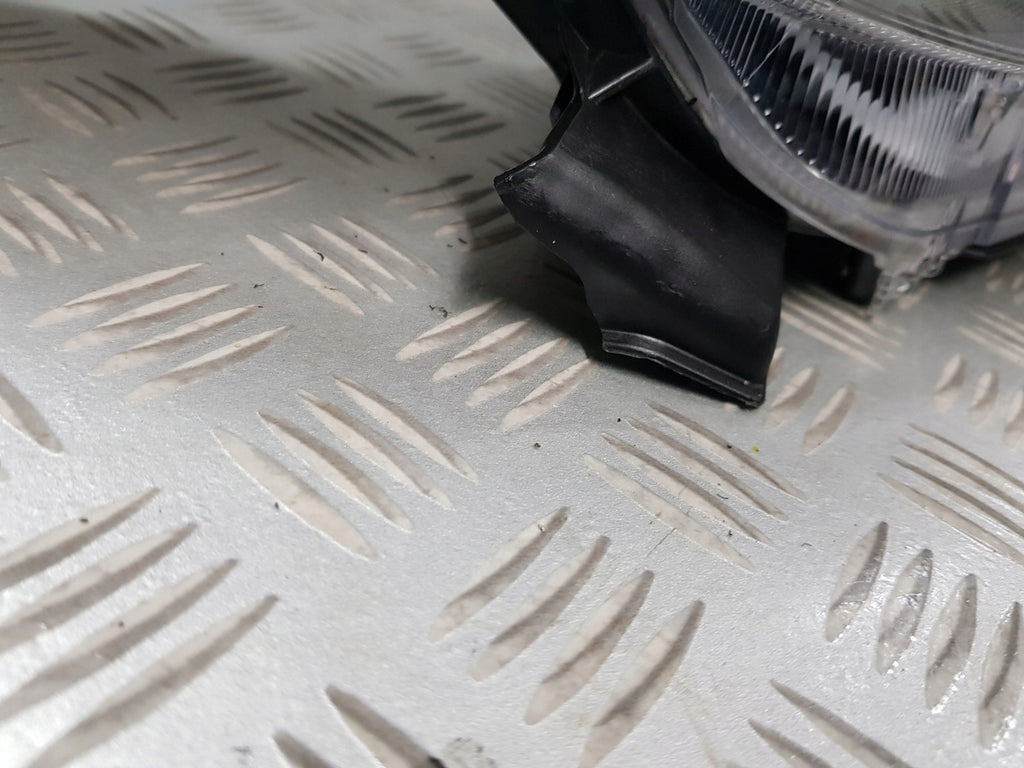 Frontscheinwerfer Toyota 4 Yaris Full LED Rechts Scheinwerfer Headlight