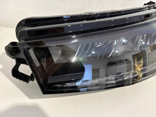 Laden Sie das Bild in den Galerie-Viewer, Frontscheinwerfer Skoda Fabia IV 6VB941015 LED Links Scheinwerfer Headlight SCH5081955380xf