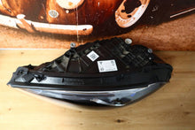 Laden Sie das Bild in den Galerie-Viewer, Frontscheinwerfer Mercedes-Benz W177 A1779065704 Links Scheinwerfer Headlight SCH6615521186lh