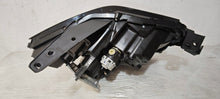 Laden Sie das Bild in den Galerie-Viewer, Frontscheinwerfer Mazda Cx-30 DFR7-51040 LED Links Scheinwerfer Headlight