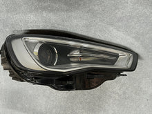 Laden Sie das Bild in den Galerie-Viewer, Frontscheinwerfer Audi A3 8V0941006 LED Ein Stück (Rechts oder Links) Headlight