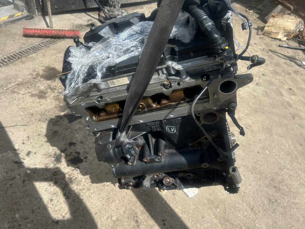 Motor Audi DEU 2.0 TDI 150TKm Diesel Engine Unkomplett